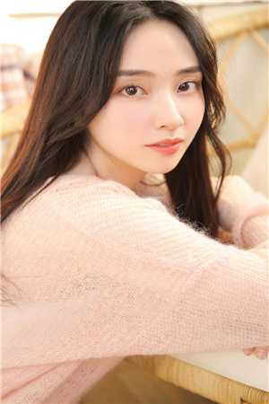 花容江云骓是哪部小说的主角，通房宠全文无弹窗完整版阅读