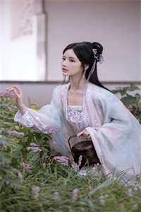 穿成女配后，一生薄情的王爷铁树开花了免费全文阅读  薛清茵贺钧廷近期热推小说