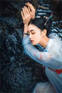离婚后，冰山女总裁跪下求复合 方兰姚初夏小说全文无删减版