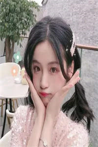 穿成霸总妻，我炮灰碾压女主角！是什么小说， 师绯叶秦不俍最新章节阅读