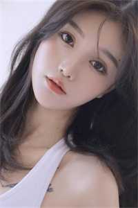 言情小说推荐无限物资，十万枚核导弹惊呆女帝  白鸣慕容云朵免费读全文