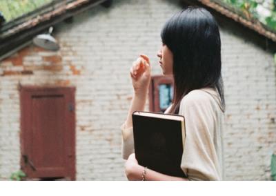 快乐小孩的微信说说 家有小美女微信说说